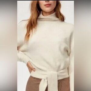 Aritzia Lorin Sweater